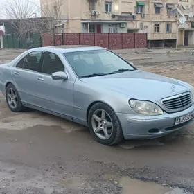 Mercedes-Benz S-Class 2000