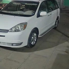 Toyota Sienna 2005