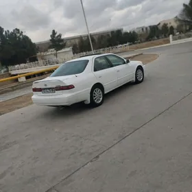 Toyota Camry 1998