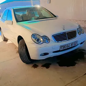 Mercedes-Benz 230E 2003