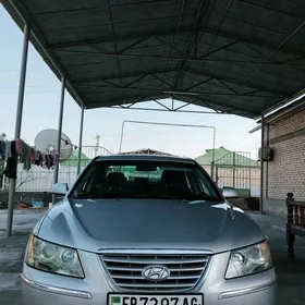 Hyundai Sonata 2010