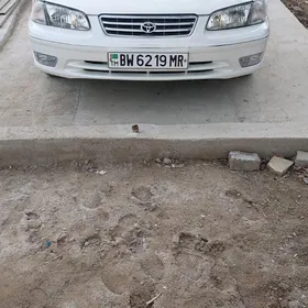 Toyota Camry 2000