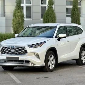 Toyota Highlander 2022
