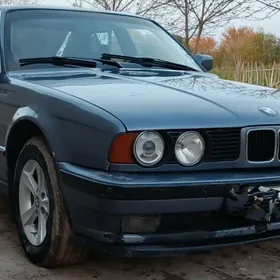 BMW E34 1989