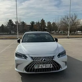 Lexus ES 350 2021