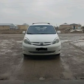 Toyota Sienna 2008