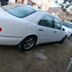 Mercedes-Benz C320 1999