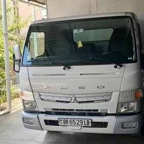 Mitsubishi Canter 2022