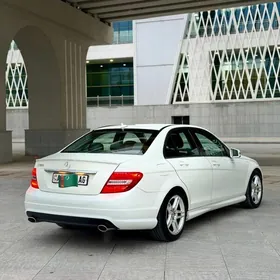 Mercedes-Benz C300 2010