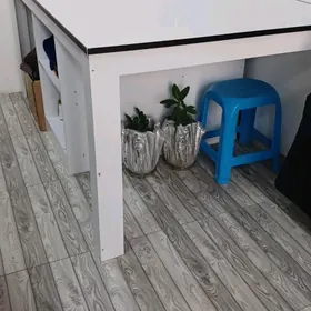 satlyk stol tikincilere