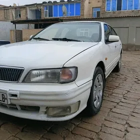 Nissan Maxima 1995