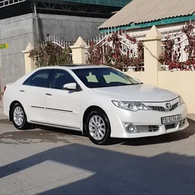 Toyota Camry 2012