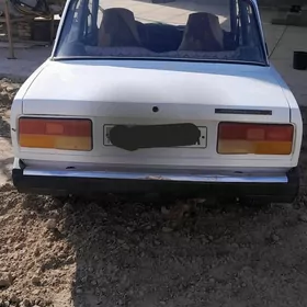 Lada 2107 1984