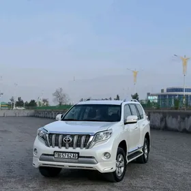 Toyota Land Cruiser Prado 2014