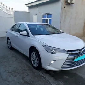 Toyota Camry 2016