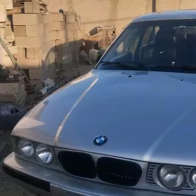 BMW 525 1992