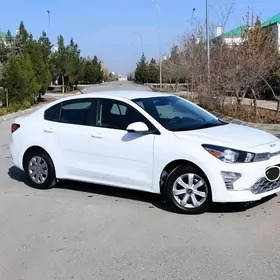 Kia Rio 2022