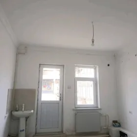 magazin, ofis ýa-da sklat üçin