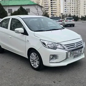 Mitsubishi Attrage 2022