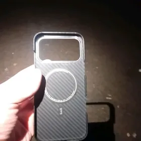 Iphone 17 pro max cehol