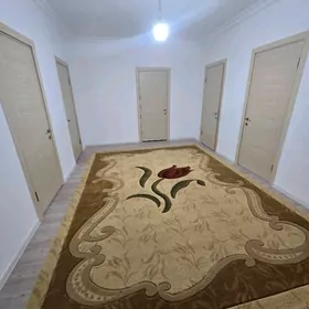 40 дом 2этаж 3ком