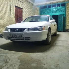 Toyota Camry 1999