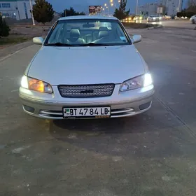 Toyota Camry 2000
