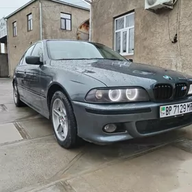 BMW E39 2003