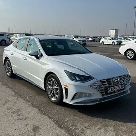 Hyundai Sonata 2021