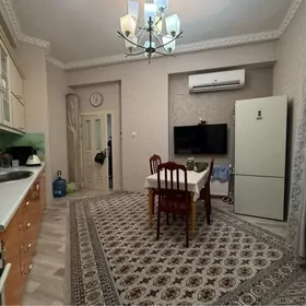 GURTLY 2017 2x3 KOM 100m2