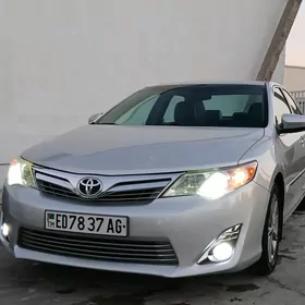 Toyota Camry 2014