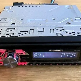 Piyoner magnitafon DEH 1500 ub