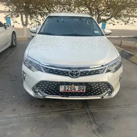 Toyota Camry 2017
