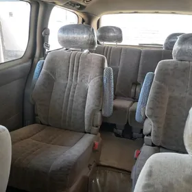 Toyota Sienna 2002