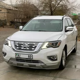 Nissan Pathfinder 2020