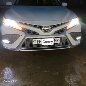 Toyota Camry 2023