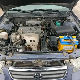 Toyota Camry 2000