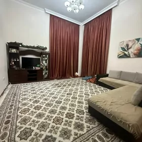 Sowetski elitka 1etaj 3komnat