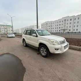 Toyota Land Cruiser Prado 2005