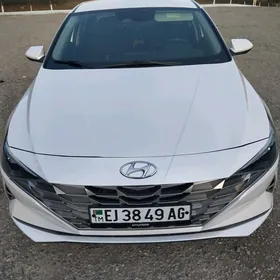 Hyundai Elantra 2021