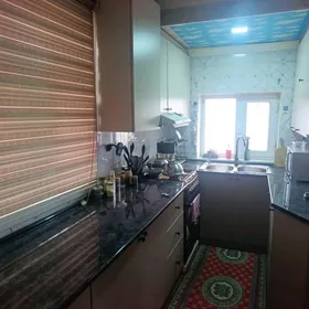 1 ком 1 этаж кирпичка Гарашлык