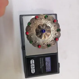 kumush broshka gadym