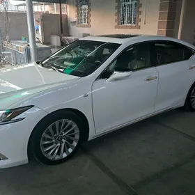 Lexus ES 350 2021