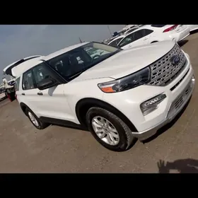 Ford Explorer 2024
