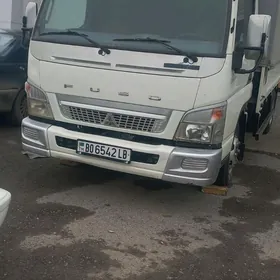 Mitsubishi Canter 2021