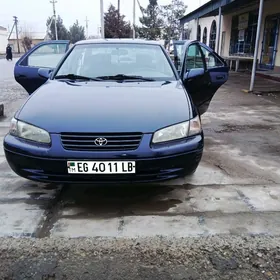 Toyota Camry 1997