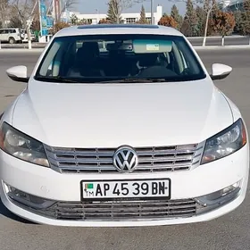 Volkswagen Passat 2011