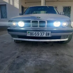 BMW 525 1993