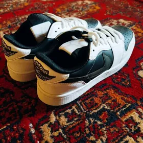 Кроссовки Air Jordan