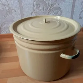 Кастрюля эмалированная Россия